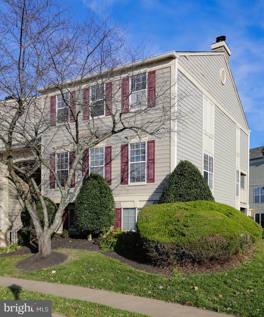 8119 Bayonet Way - Photo 1