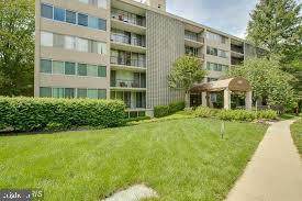 4360 Ivymount Court - Photo 1