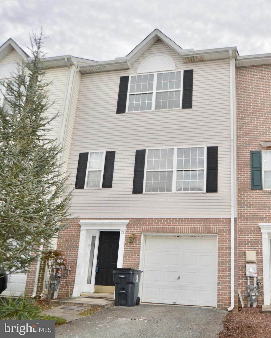 21 Highland Circle - Photo 1