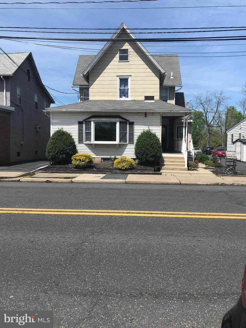 523 Broad Street - Photo 1