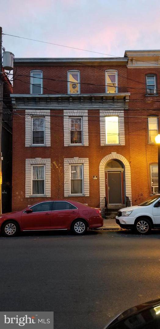 444 King Street - Photo 1