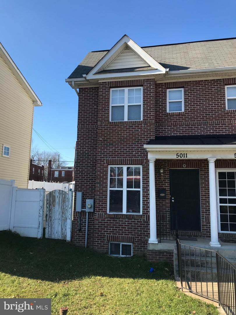 5011 Benning Road - Photo 1
