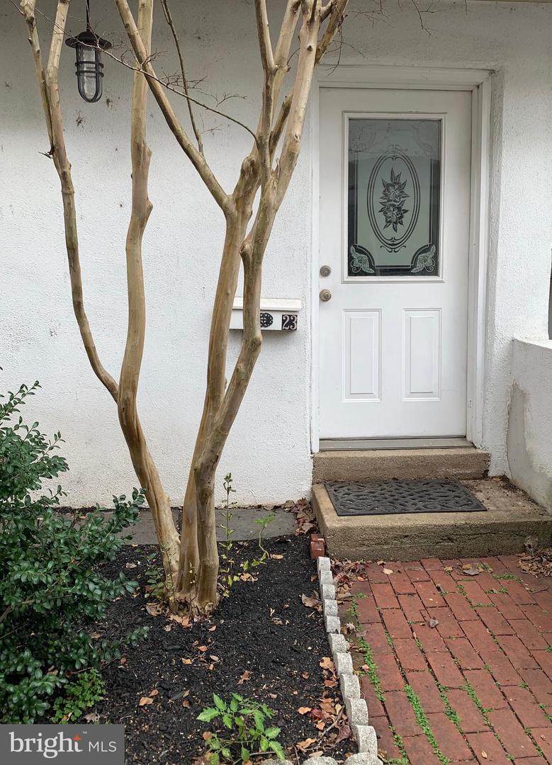 23 Lombard Mews - Photo 1