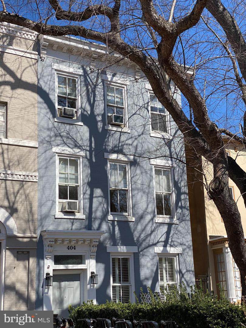 404 Capitol Street - Photo 1