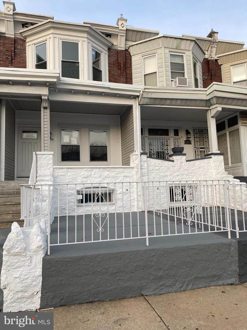 5819 Chestnut Street - Photo 1
