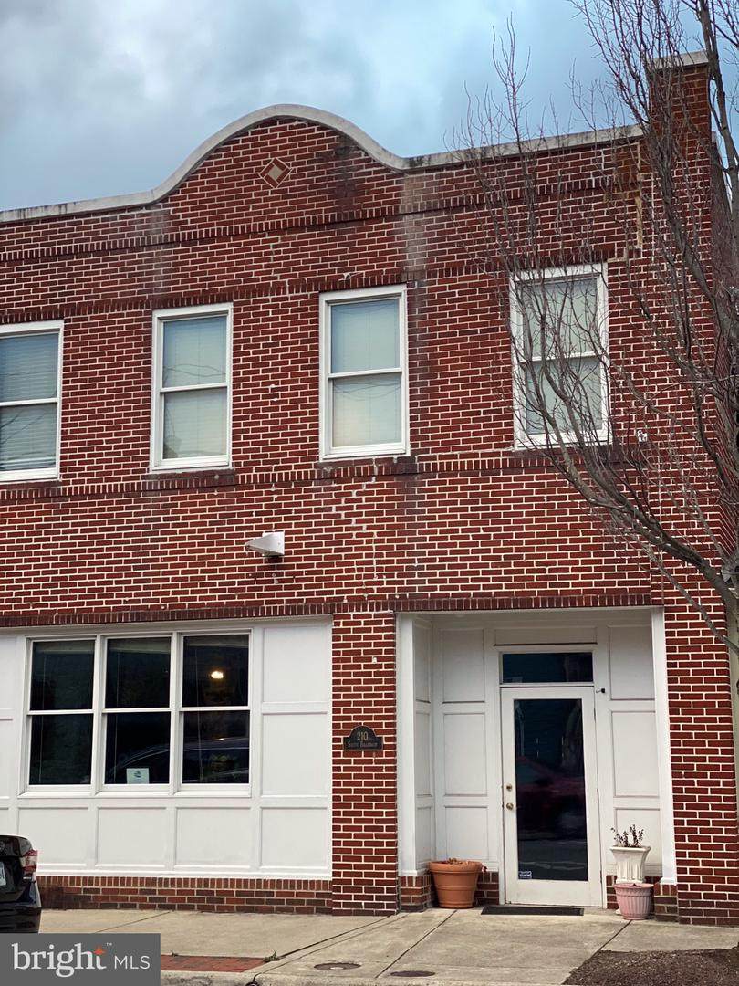210 Braddock Street - Photo 1