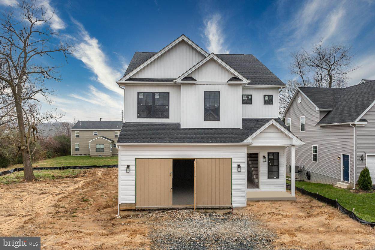 10811 Proctor Avenue - Photo 1