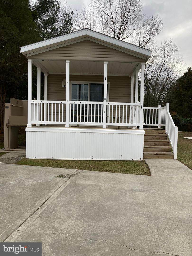 355 Oklahoma Avenue - Photo 1