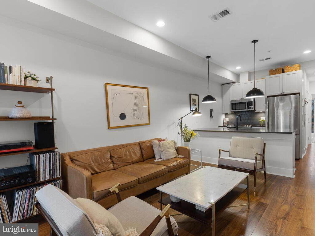 11 15TH Street - Photo 1
