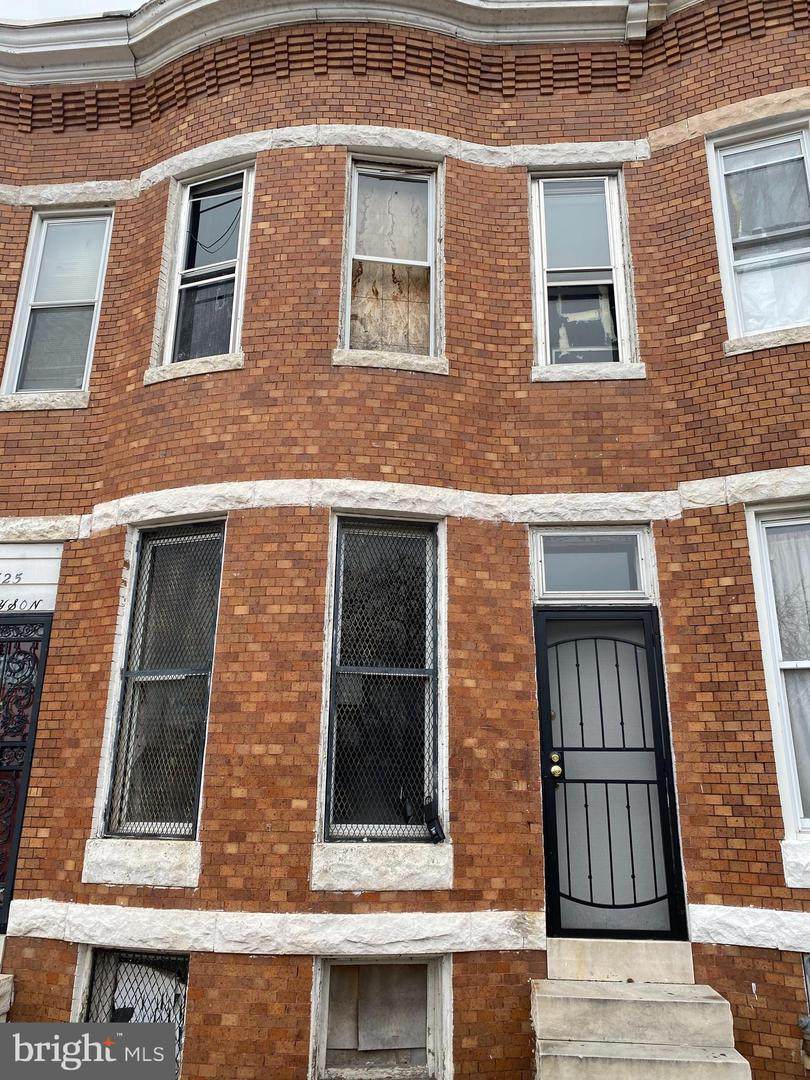 323 Payson Street - Photo 1