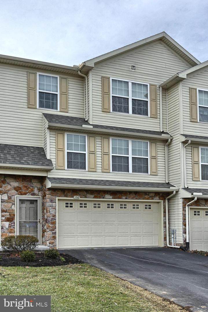 156 Mapleton Boulevard - Photo 1