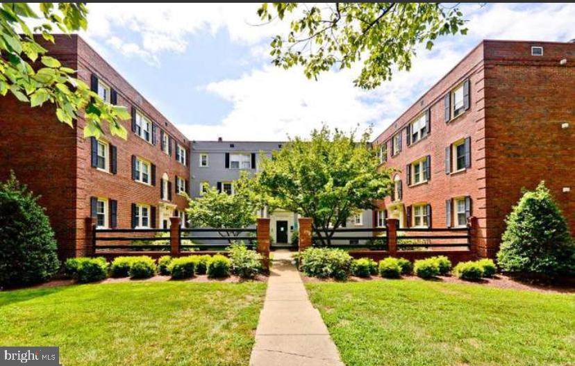 3709 Alabama Avenue - Photo 1