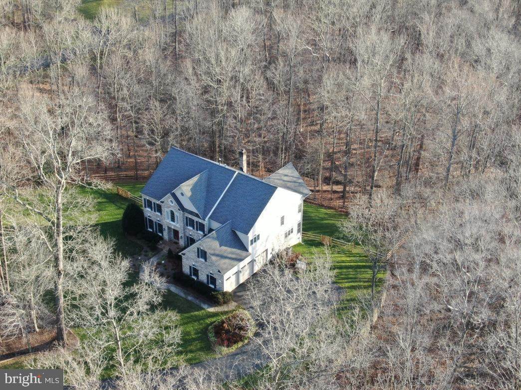 8192 Cottage Rose Court - Photo 1