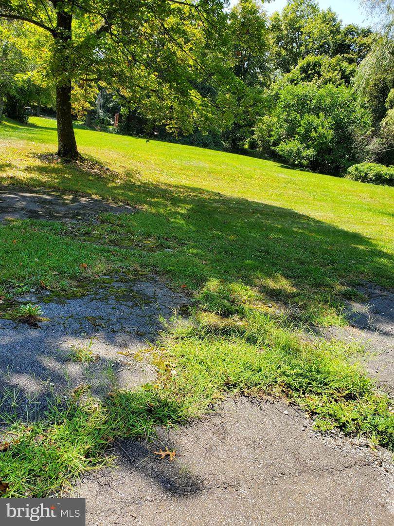 25601 Military Road - Photo 1