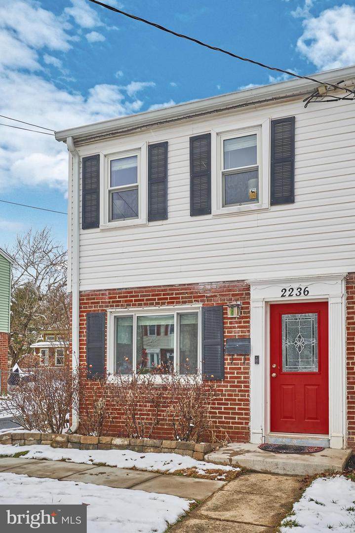 2236 Roanoke Drive - Photo 1