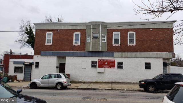 5800 Springfield Avenue - Photo 1