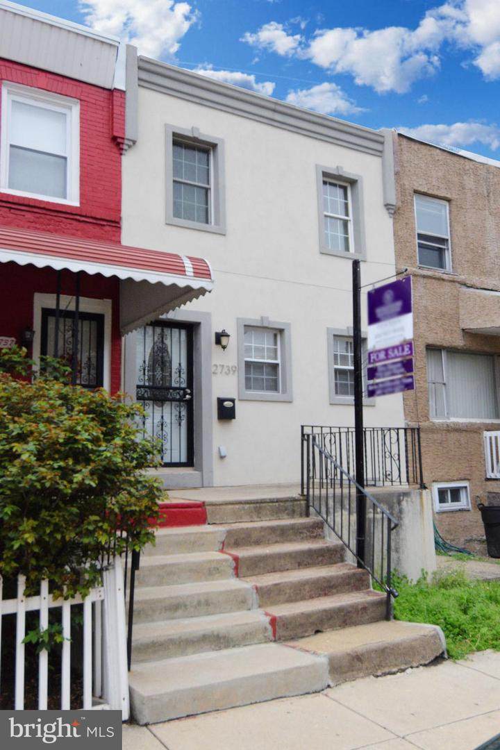 2739 Marshall Street - Photo 1