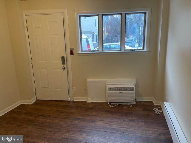 1004 7TH Street - Photo 1