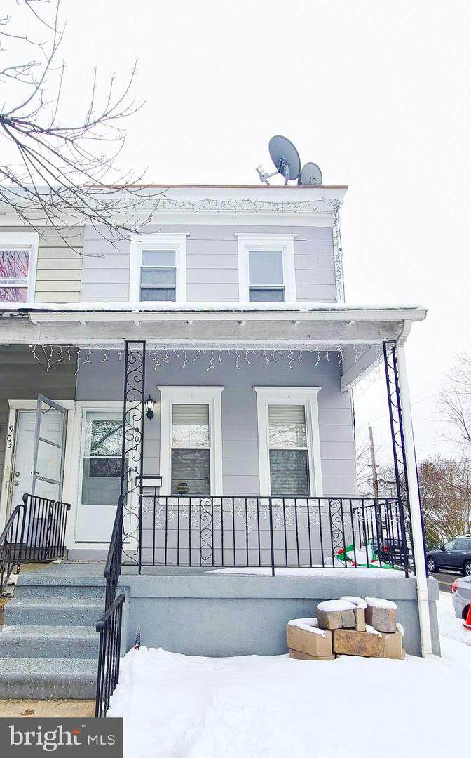 901 Park Avenue - Photo 1