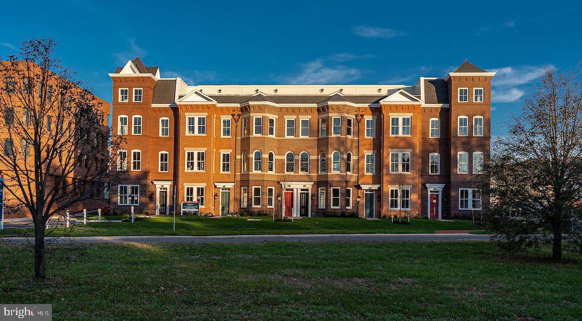 1117 Abingdon - Photo 1