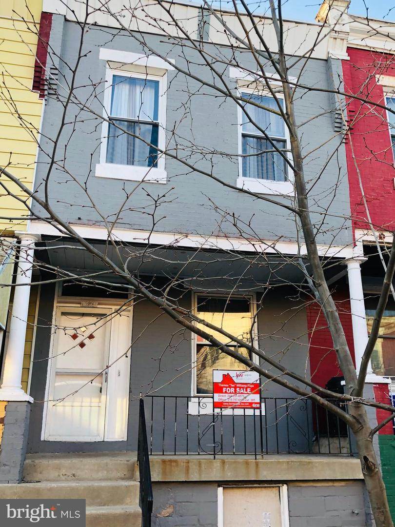 1329 Narragansett Street - Photo 1