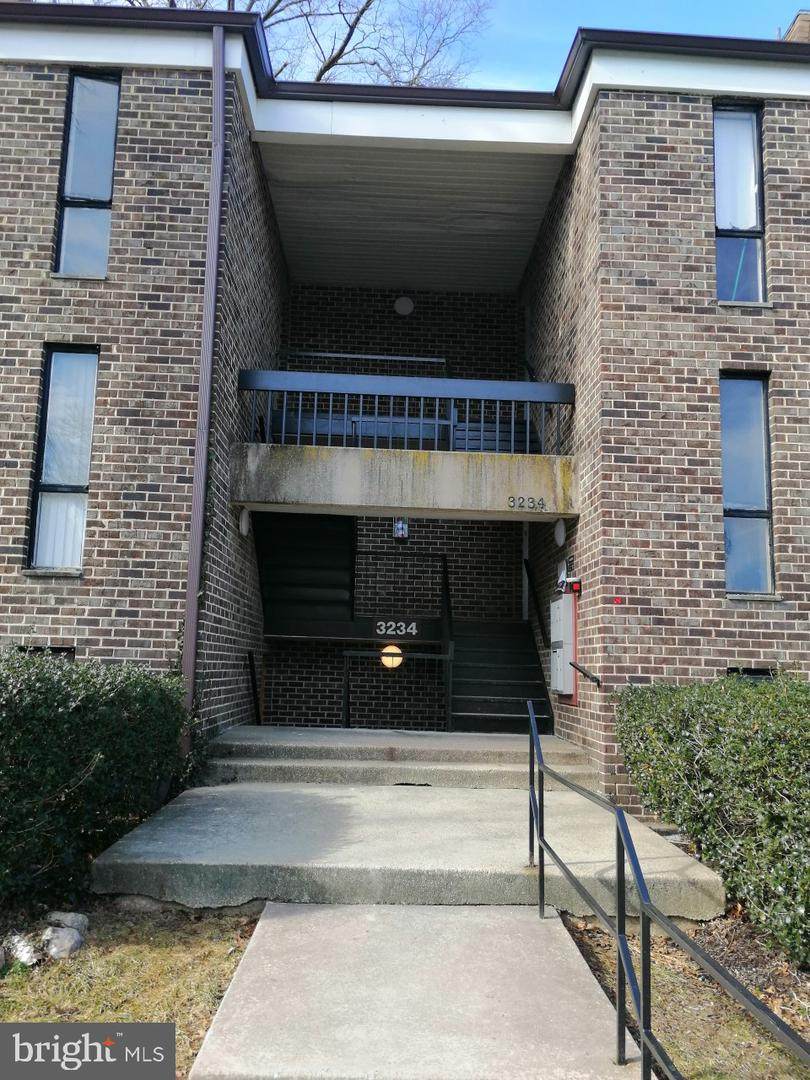 3234 Hewitt Avenue - Photo 1