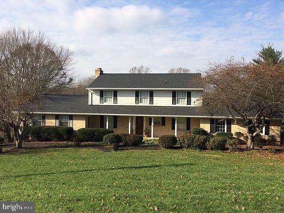 8713 Deanna Drive - Photo 1
