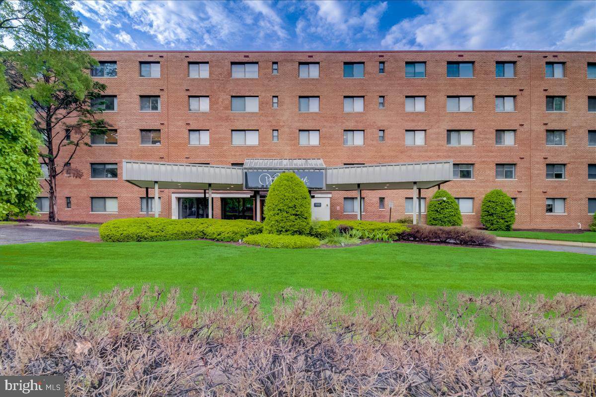 3515 Washington Boulevard - Photo 1