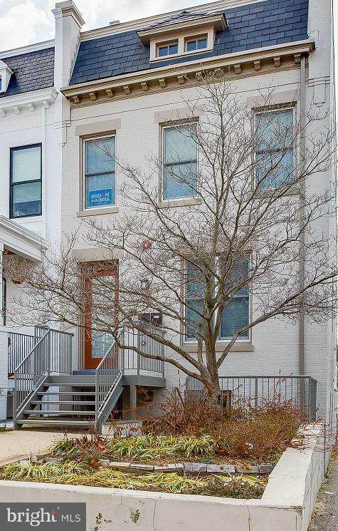 74 Adams Street - Photo 1