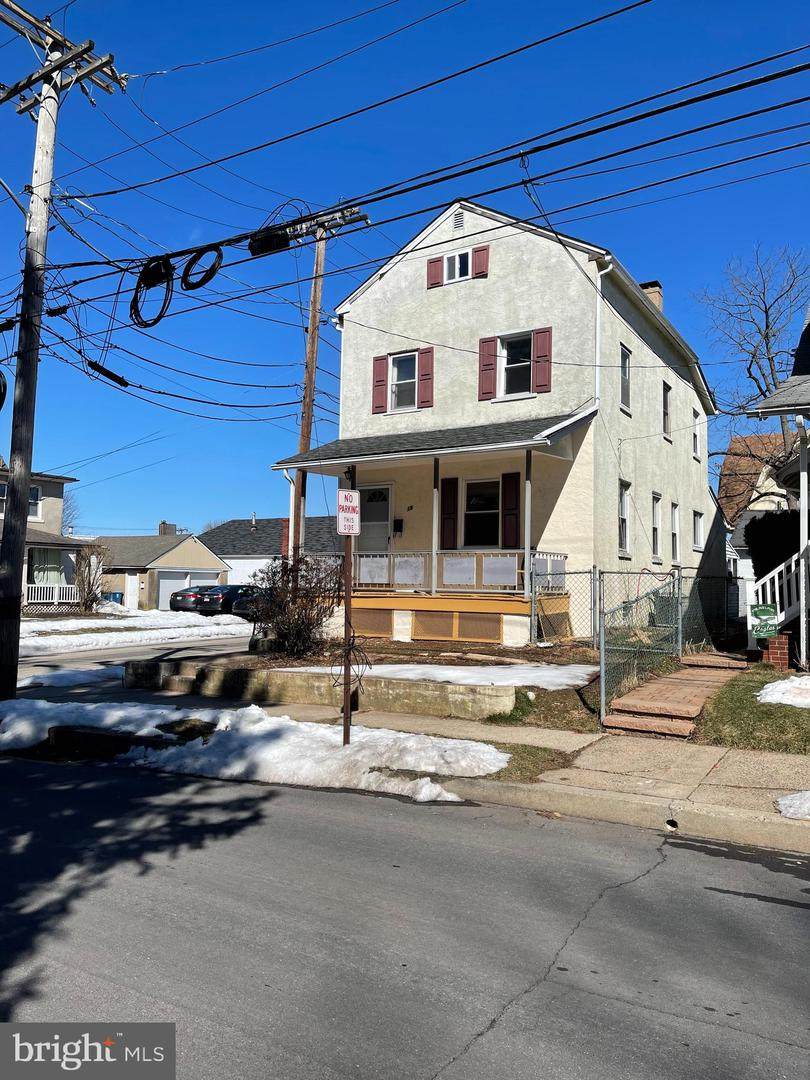 19 Lincoln Avenue - Photo 1