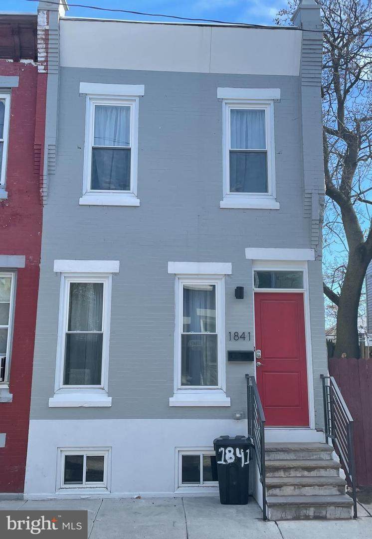 1841 Taylor Street - Photo 1