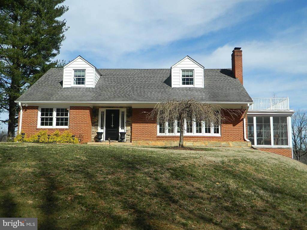 81 Sweetbrier Court - Photo 1