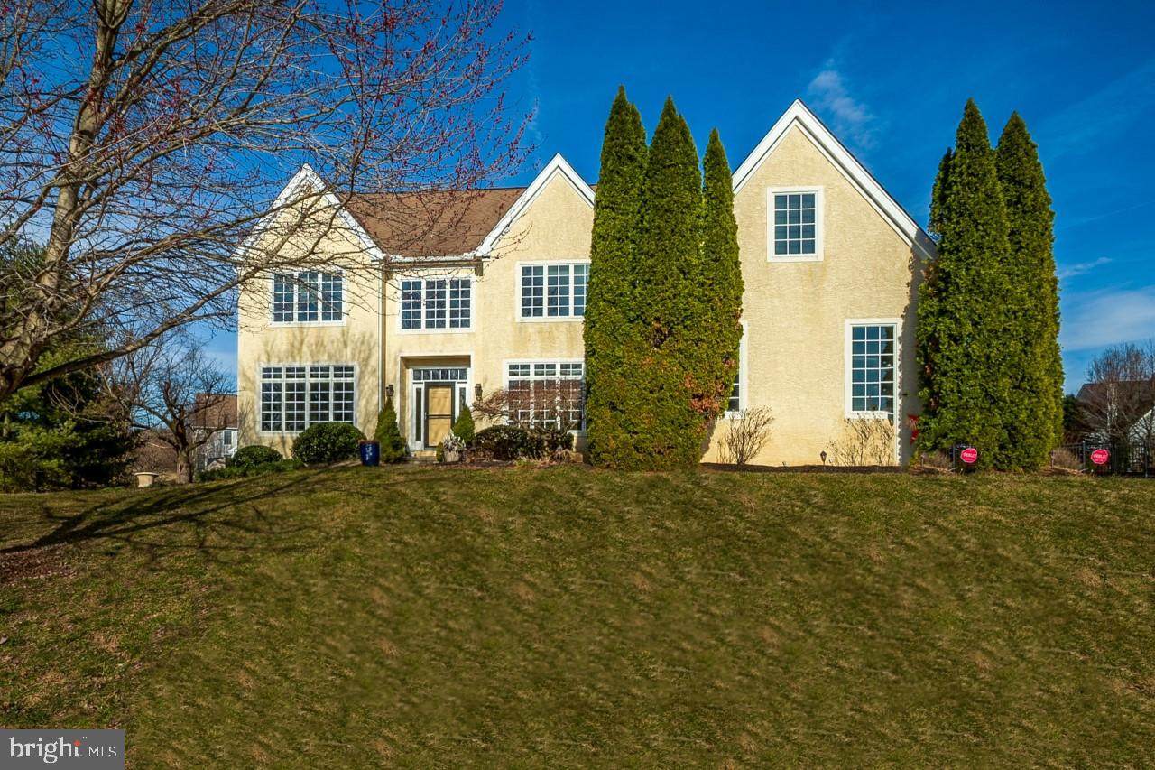 5 Warwick Court - Photo 1