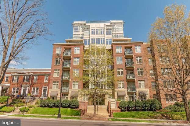 4025 Connecticut Avenue - Photo 1