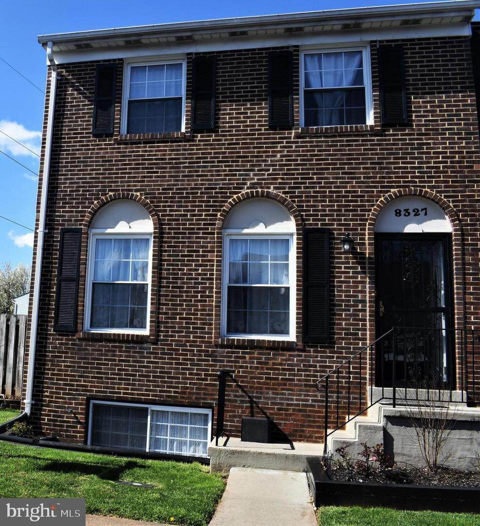 8327 Shady Grove Circle - Photo 1