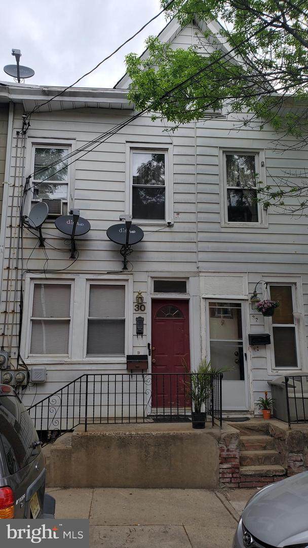 30 Woodland Street - Photo 1