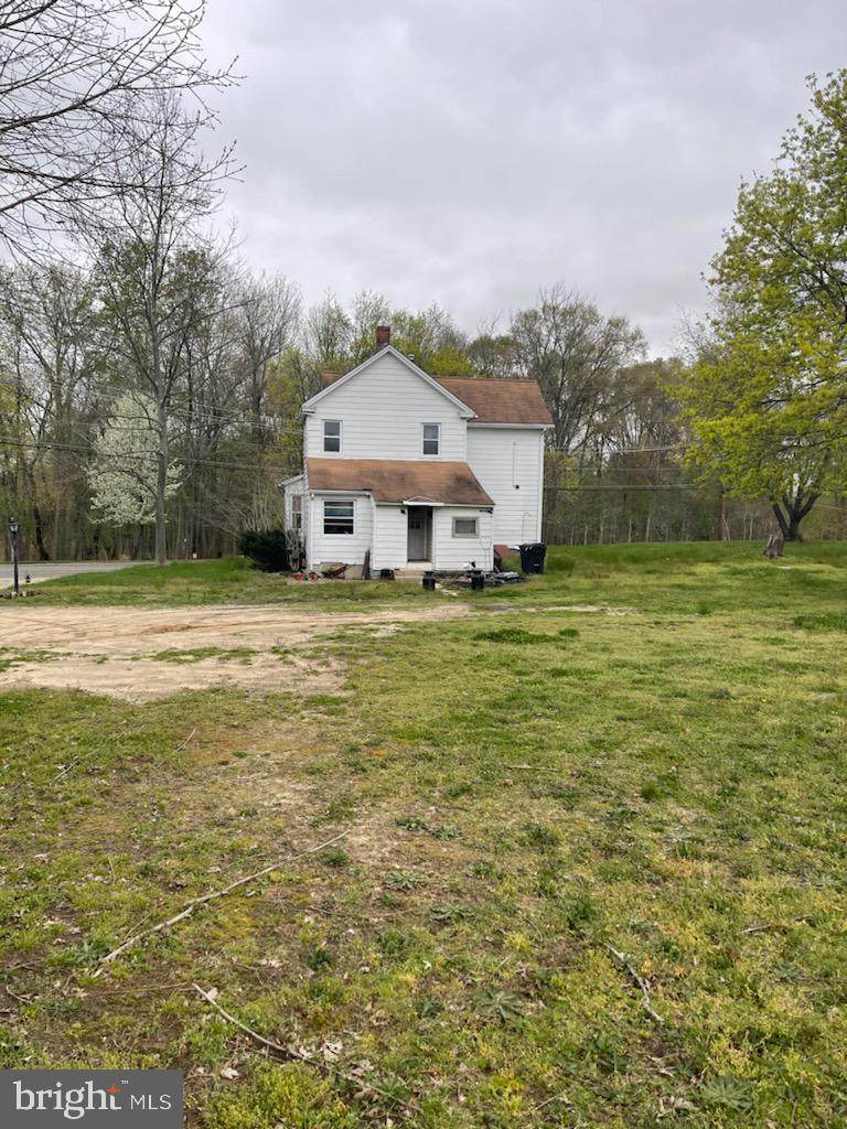 34 Lake Avenue - Photo 1