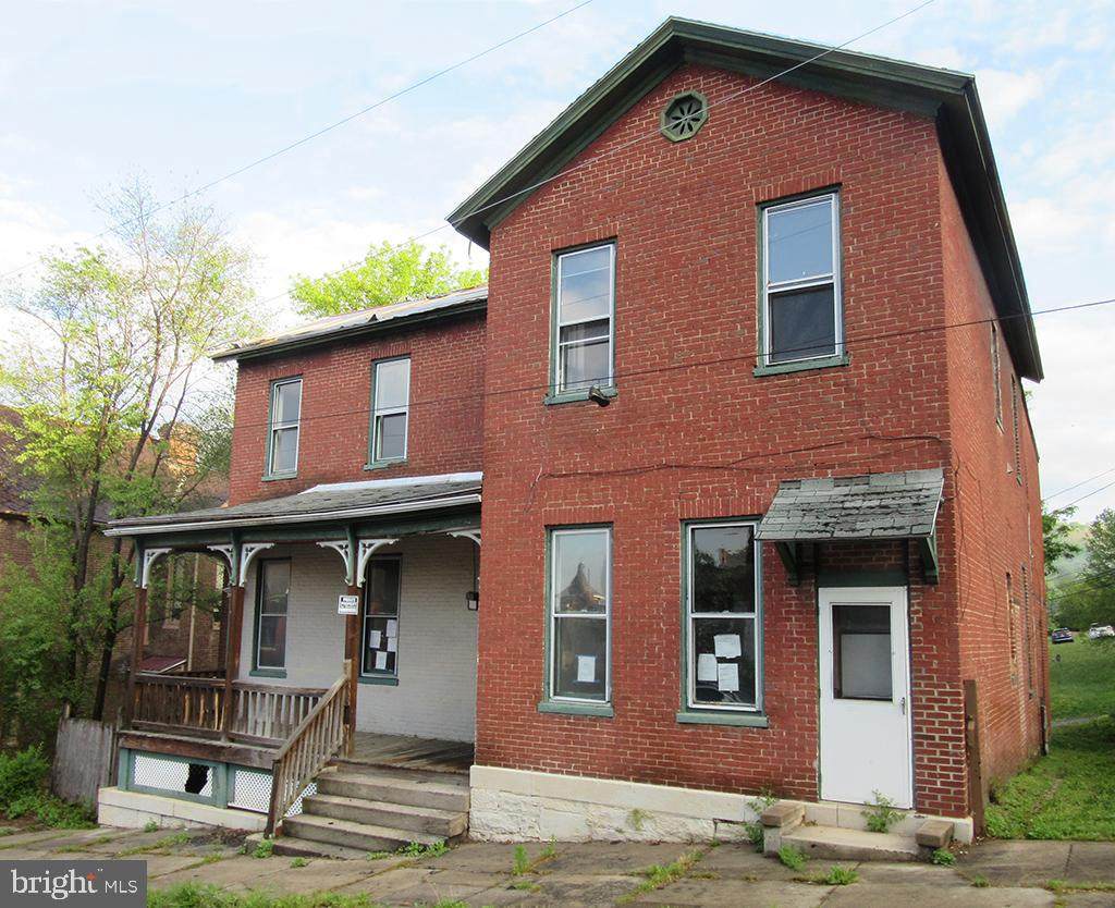 226 Union Street - Photo 1