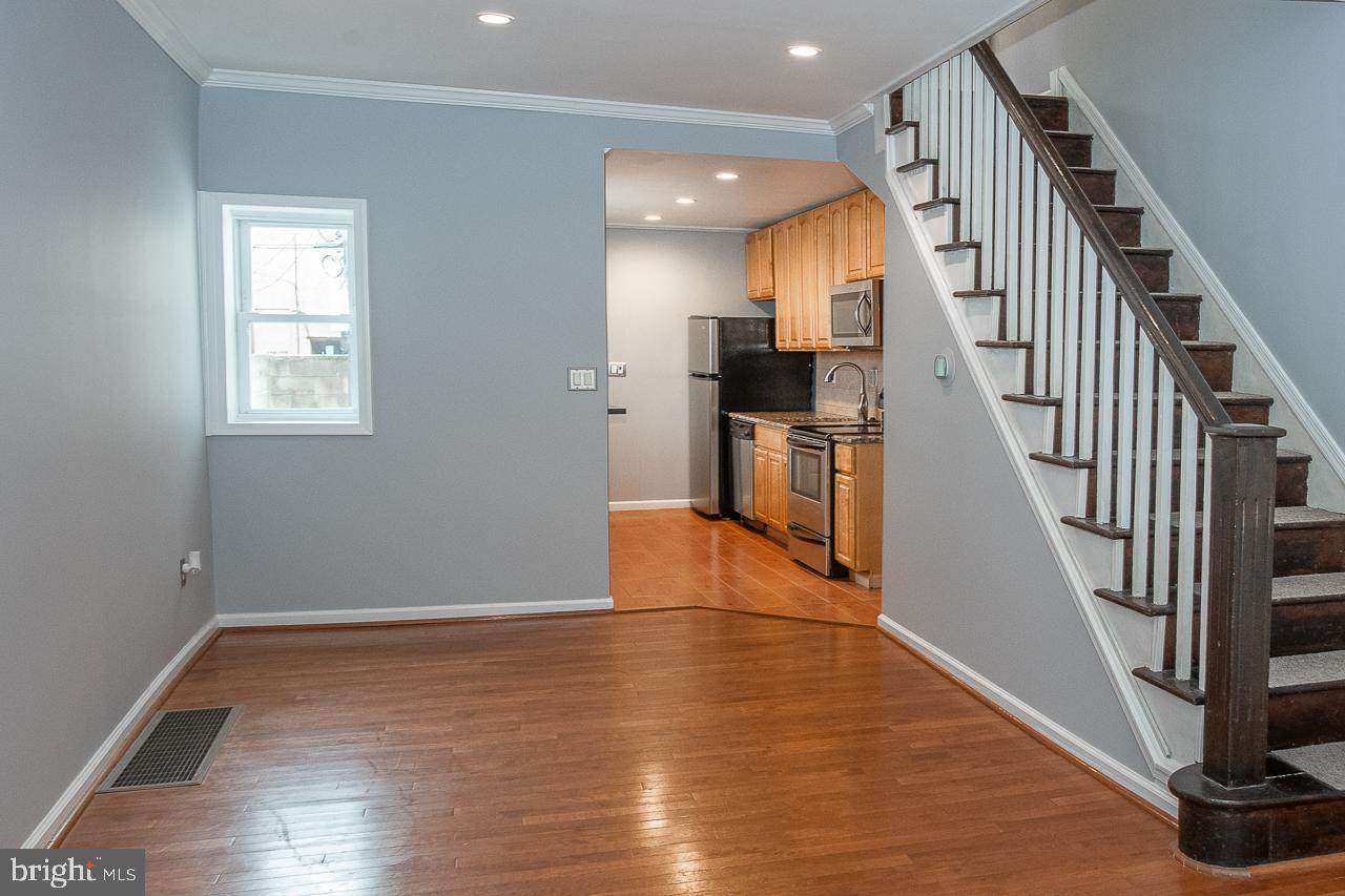 622 Gerritt Street - Photo 1