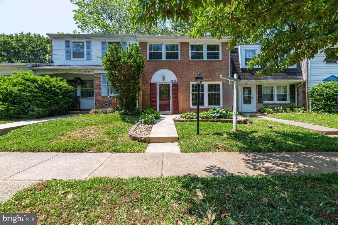 5469 Woodenhawk Circle - Photo 1