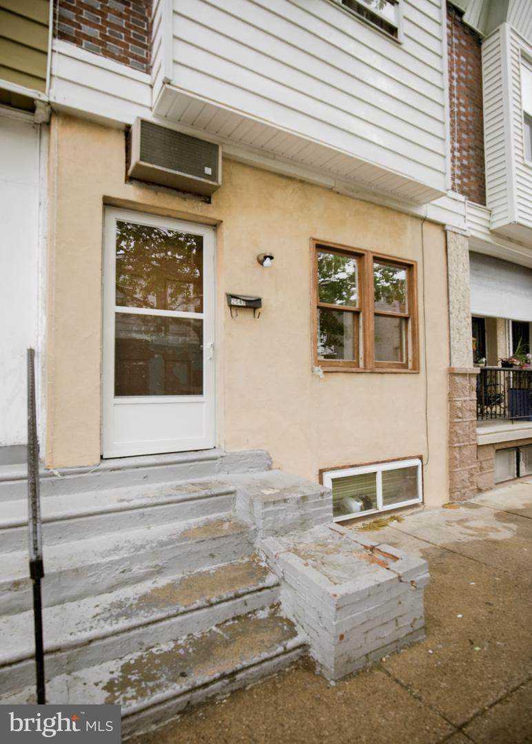 2547 American Street - Photo 1