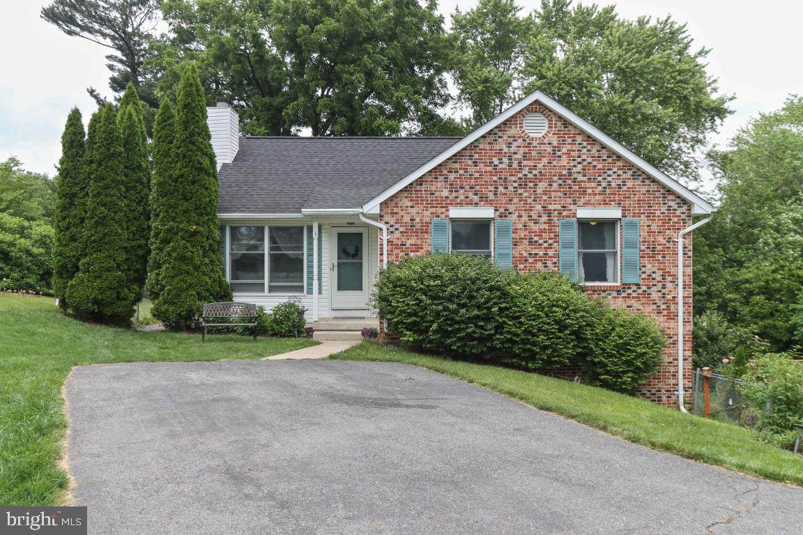 23 F Street - Photo 1
