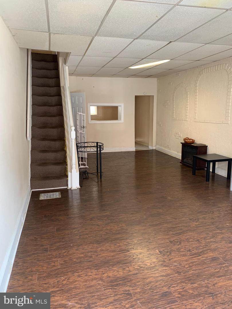 1738 Pierce Street - Photo 1