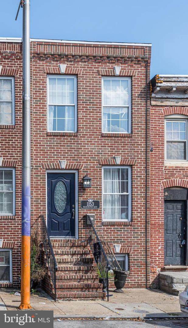 1153 Washington Boulevard - Photo 1