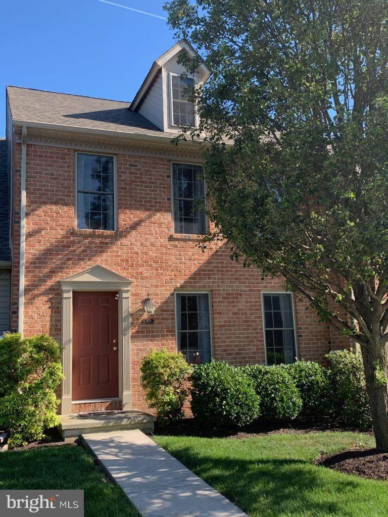109 Hunters Ridge Drive - Photo 1