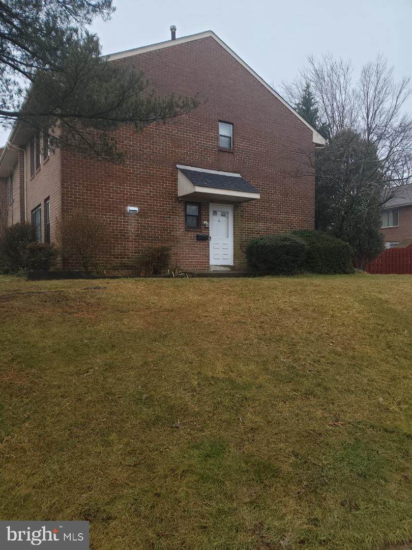 1744 Chesaco Avenue - Photo 1