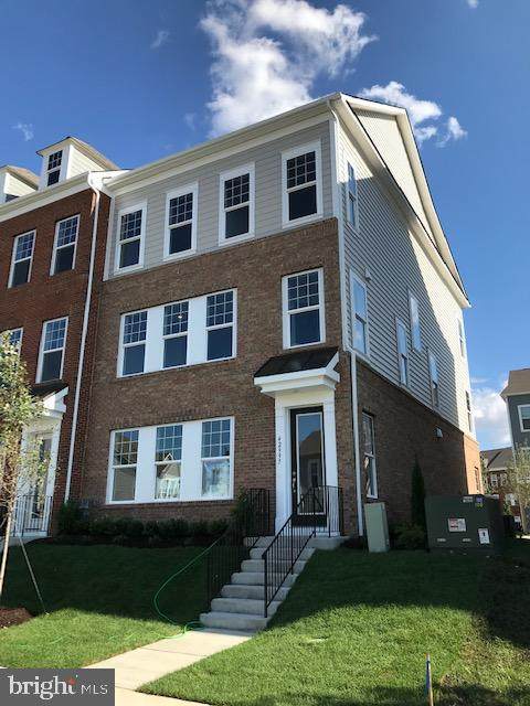 42997 Cattail Marsh Place - Photo 1