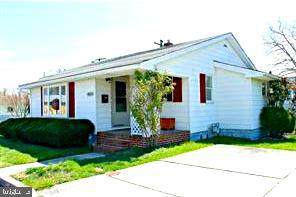 332 Green Avenue - Photo 1