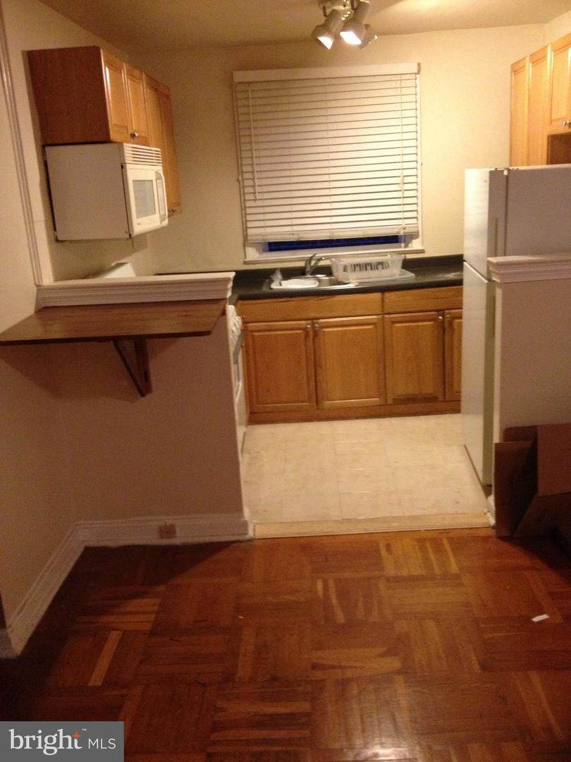 1003 Godfrey Avenue - Photo 1