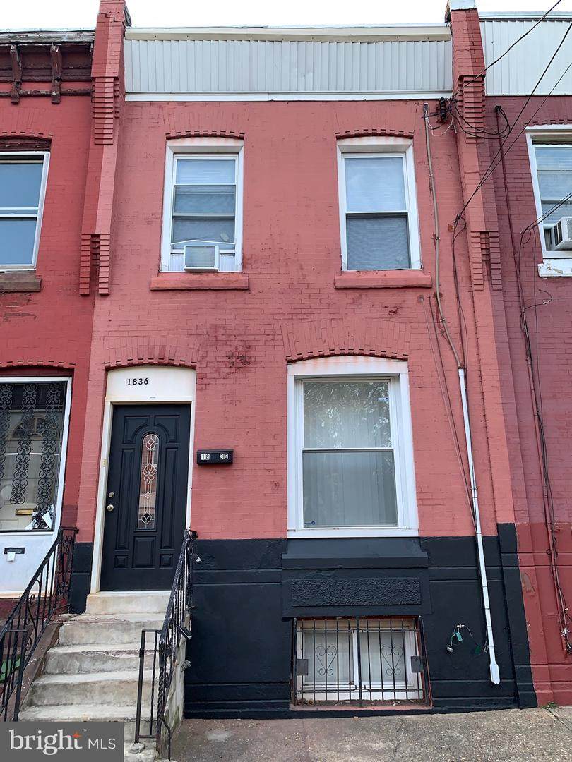 1836 Croskey Street - Photo 1